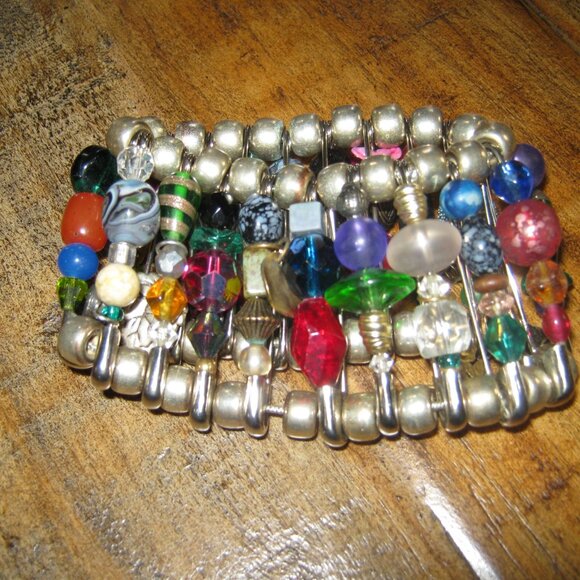 Artisan Vintage one of a kind Bracelet. - Picture 4 of 4